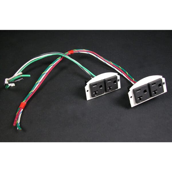 1/2 GANG 20A DUPLEX RECEPTACLE AND