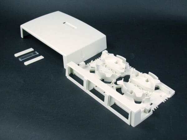 3 INSERT 2800 SERIES BOX WHITE